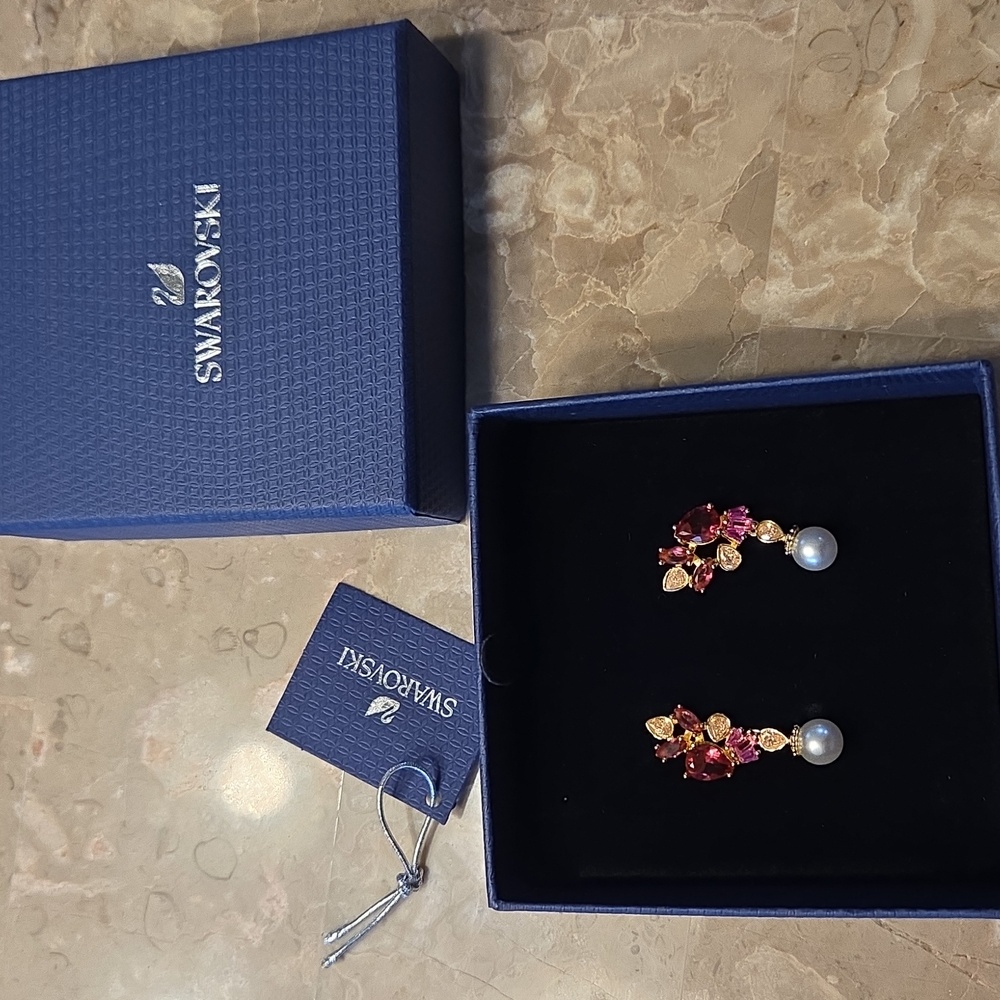 Swarovski Elegant Pink and Gold Pearl Drop Earrings - Picture 5 of 5